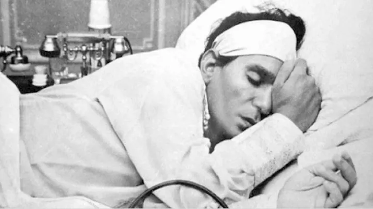 حسين كمال يكشف كواليس مشهد عبدالحليم حافظ بالمايوه في أبي فوق الشجرة -صدى الخبر حسين كمال يكشف كواليس مشهد عبدالحليم حافظ بالمايوه في أبي فوق الشجرة -صدى الخبر