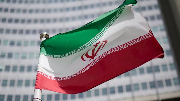 إيران تستدعي السفير الألماني احتجاجًا على مواقف برلين من طهران إيران تستدعي السفير الألماني احتجاجًا على مواقف برلين من طهران