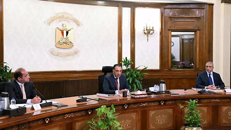 الحكومة توافق على فندق جديد بالدقهلية وإدراج مشروع ضبط النيل بالموازنة الحكومة توافق على فندق جديد بالدقهلية وإدراج مشروع ضبط النيل بالموازنة
