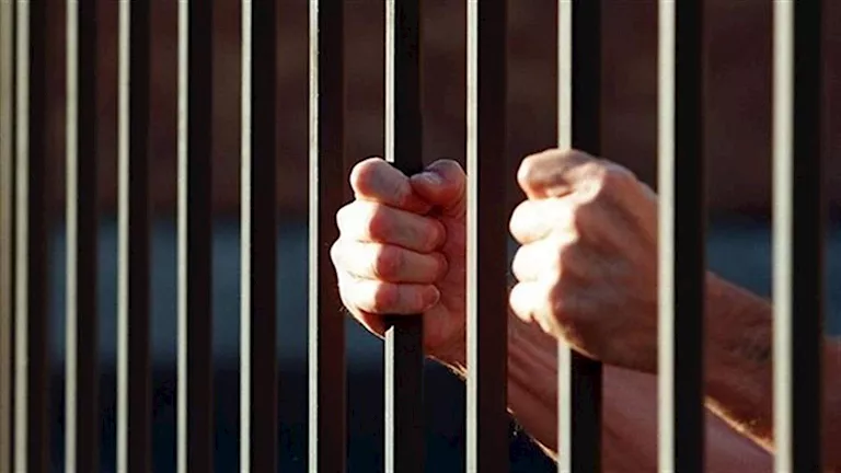 المشدد 5 سنوات لعاطل ضُبط بحوزته كيلو حشيش في جنوب سيناء -صدى الخبر المشدد 5 سنوات لعاطل ضُبط بحوزته كيلو حشيش في جنوب سيناء -صدى الخبر