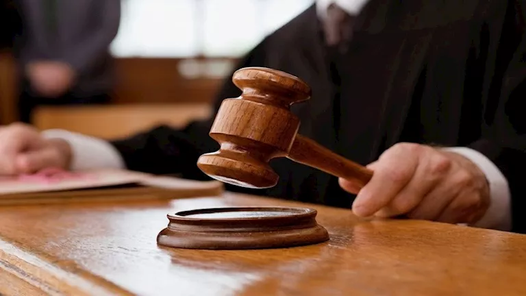 كواليس تخفيض عقوبة سائق جرار قطار المنيا -صدى الخبر كواليس تخفيض عقوبة سائق جرار قطار المنيا -صدى الخبر