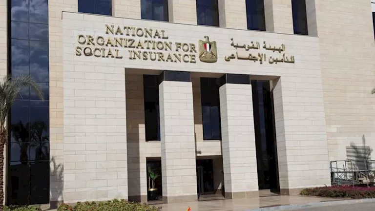 جمال عوض: ننفق من 48 لـ50 مليار جنيه معاشات كل شهر جمال عوض: ننفق من 48 لـ50 مليار جنيه معاشات كل شهر