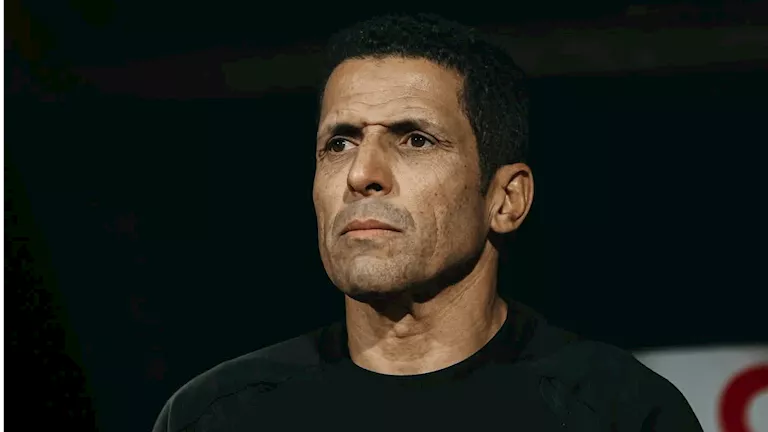 هل يرحل عموتة عن الأهلي إذا خسر مباراة القمة؟ مصدر يجيب -صدى الخبر هل يرحل عموتة عن الأهلي إذا خسر مباراة القمة؟ مصدر يجيب -صدى الخبر