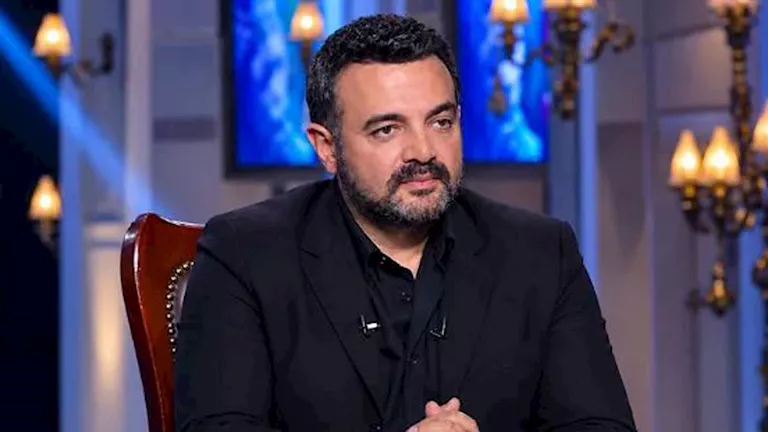 عمرو محمود ياسين يوجه رسالة مؤثرة لوالده: فقدت القوة والأمان -صدى الخبر عمرو محمود ياسين يوجه رسالة مؤثرة لوالده: فقدت القوة والأمان -صدى الخبر