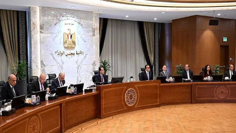 الحكومة توافق على مد فترة التصالح في مخالفات البناء 6 أشهر إضافية الحكومة توافق على مد فترة التصالح في مخالفات البناء 6 أشهر إضافية