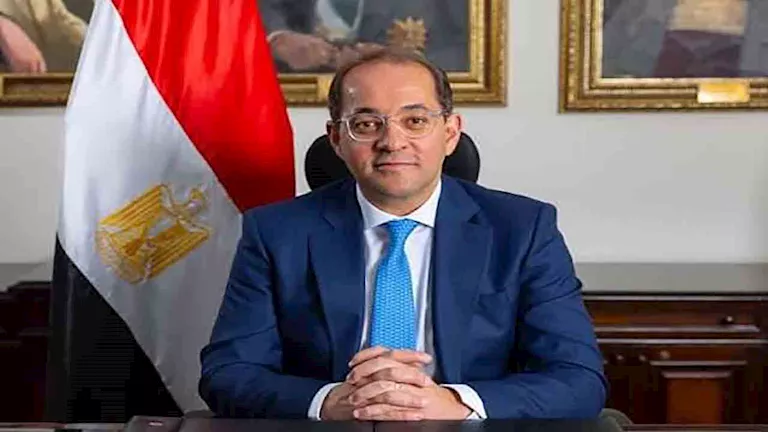 عجز موازنة مصر يتراجع إلى 5.8% والفائض الأولي يرتفع إلى 4.9% -صدى الخبر عجز موازنة مصر يتراجع إلى 5.8% والفائض الأولي يرتفع إلى 4.9% -صدى الخبر
